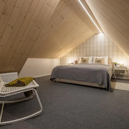 Apartment B2